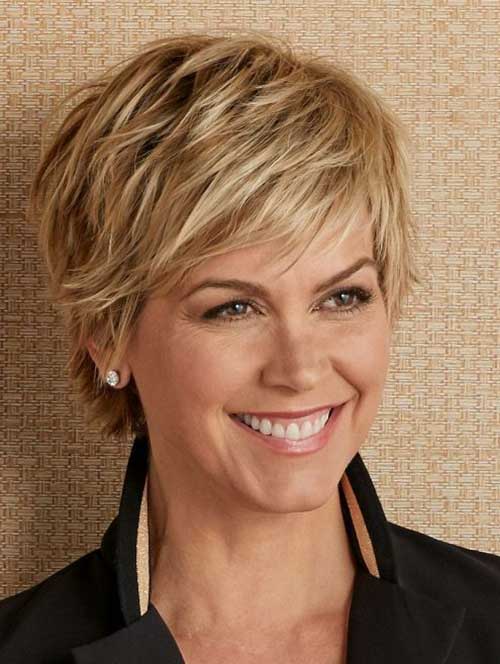 Short Hairstyle for Older Women